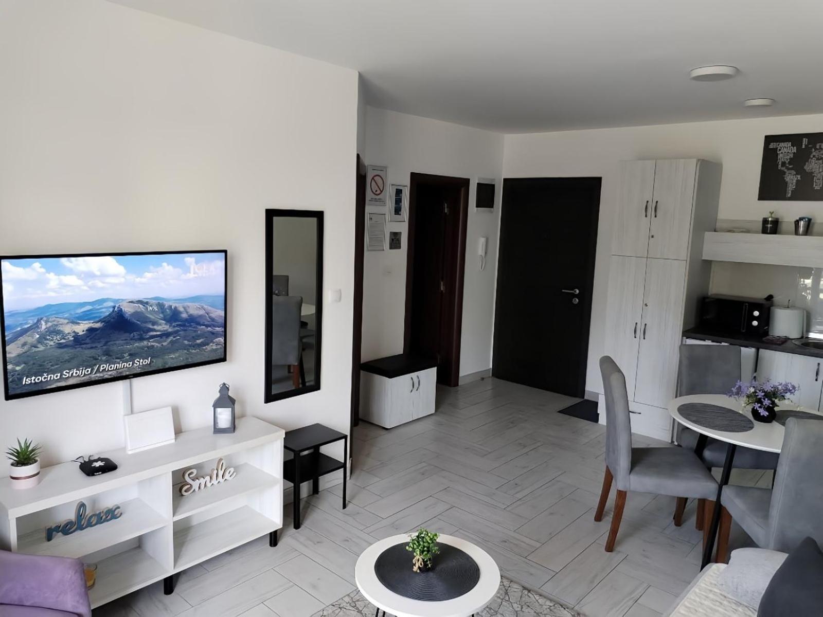 Apartman 3N Veliko Gradiste Exterior photo